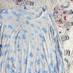 Super soft v- neck tee